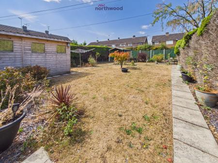 3 bedroom End of terrace house for sale in Tapley Avenue, Wrexham, LL12