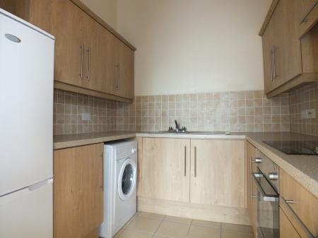 2 bedroom Flat to let in Chester Street, Wrexham, LL13