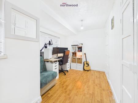 3 bedroom Semi-detached house for sale in Allington Drive, Wrexham, LL13