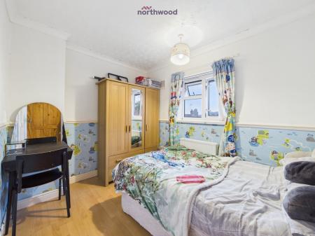 3 bedroom Semi-detached house for sale in Allington Drive, Wrexham, LL13