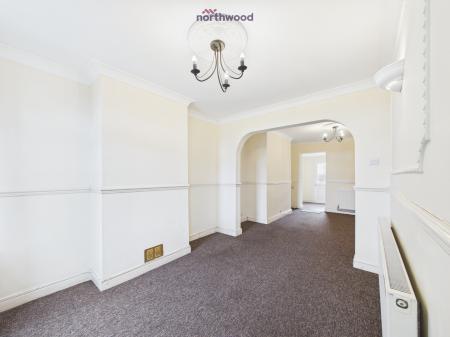 2 bedroom Terraced House for sale in Little Mountain, Wrexham, LL11