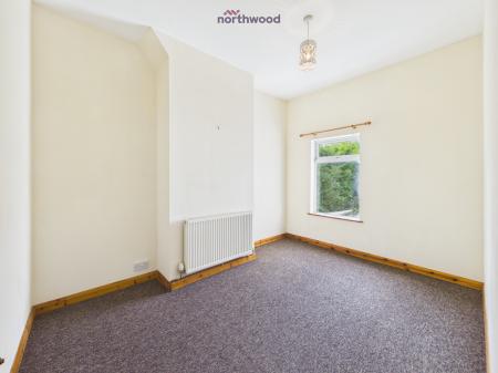 2 bedroom Terraced House for sale in Little Mountain, Wrexham, LL11