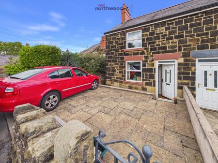 Quarry Road, Wrexham, LL11