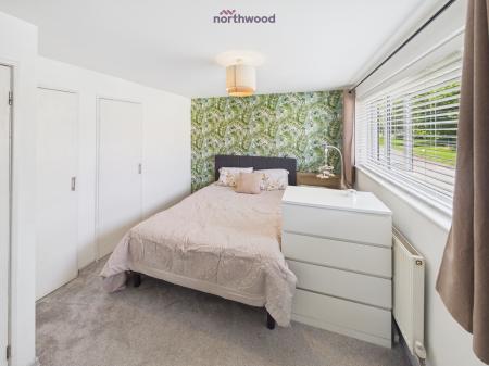 2 bedroom Semi-detached house for sale in Derwent Crescent, Wrexham, LL12