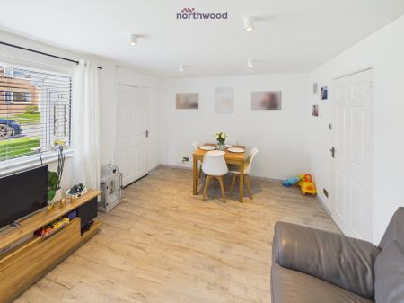 2 bedroom Semi-detached house for sale in Derwent Crescent, Wrexham, LL12