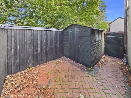 2 bedroom Terraced House for sale in Vernon Street, Wrexham, LL11