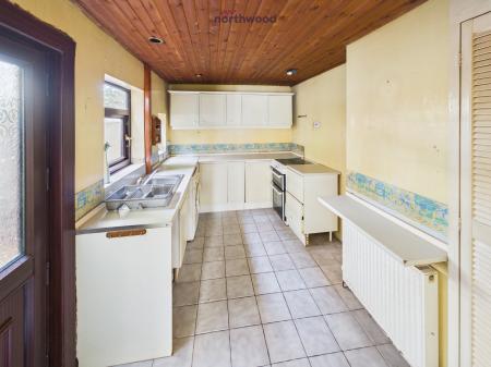 2 bedroom Terraced House for sale in Vernon Street, Wrexham, LL11