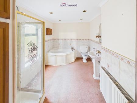 2 bedroom Terraced House for sale in Vernon Street, Wrexham, LL11
