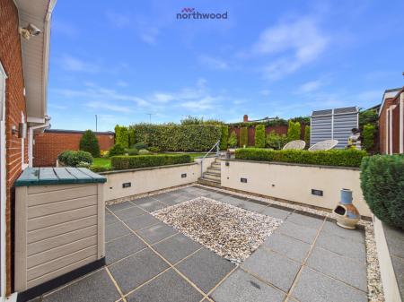 4 bedroom Bungalow for sale in Westleigh Way, Wrexham, LL11