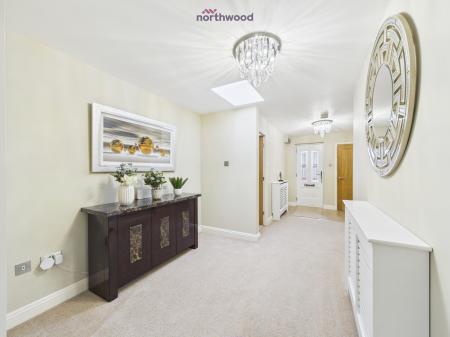 4 bedroom Bungalow for sale in Westleigh Way, Wrexham, LL11