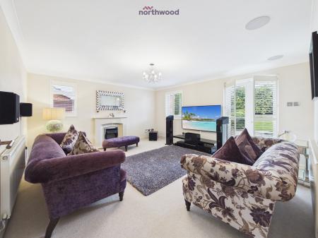 4 bedroom Bungalow for sale in Westleigh Way, Wrexham, LL11
