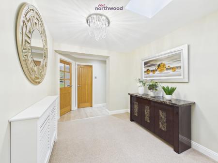 4 bedroom Bungalow for sale in Westleigh Way, Wrexham, LL11