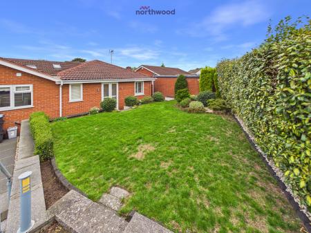 4 bedroom Bungalow for sale in Westleigh Way, Wrexham, LL11