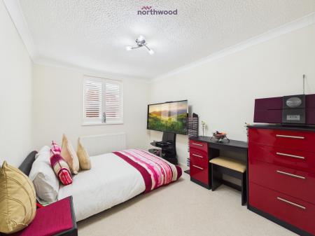 4 bedroom Bungalow for sale in Westleigh Way, Wrexham, LL11