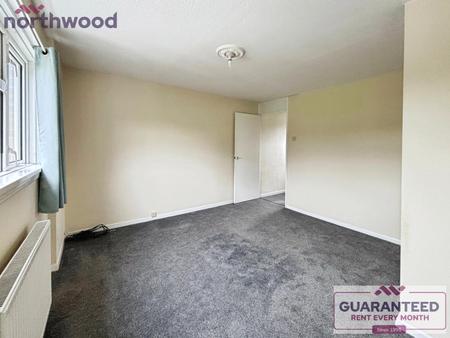 2 bedroom Terraced House to let in Dinas, Acrefair, LL14