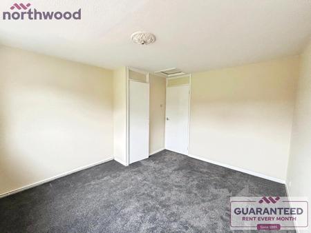 2 bedroom Terraced House to let in Dinas, Acrefair, LL14