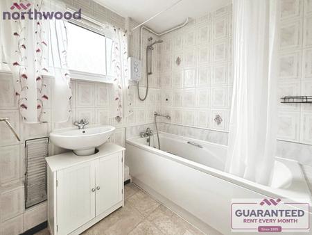2 bedroom Terraced House to let in Dinas, Acrefair, LL14