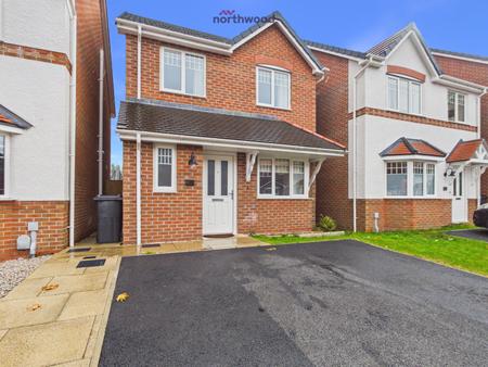 Maes Glyndwr, Wrexham, LL11