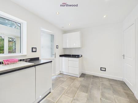 2 bedroom Semi-detached house for sale in Wheatsheaf Mews, Gwersyllt, Wrexham, LL11