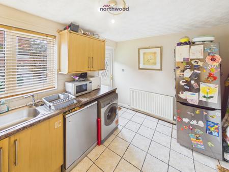 2 bedroom End of terrace house for sale in Salisbury Road, Wrexham, LL13