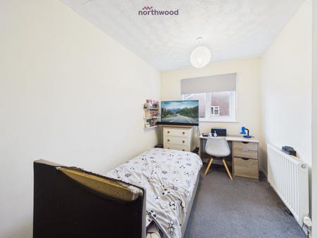 2 bedroom End of terrace house for sale in Salisbury Road, Wrexham, LL13