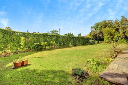 2 bedroom Flat for sale in Grove Road, Bristol, BS9