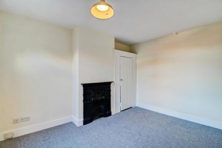 3 bedroom Terraced House to let in Montrose Park, Brislington, Bristol, BS4
