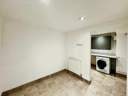 3 bedroom Town house to let in Redcross Lane, Old Market, Bristol, BS2