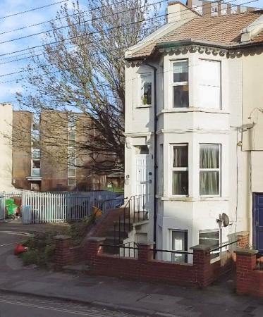 3 bedroom Maisonette for sale in Warden Road, Bedminster, Bristol, BS3