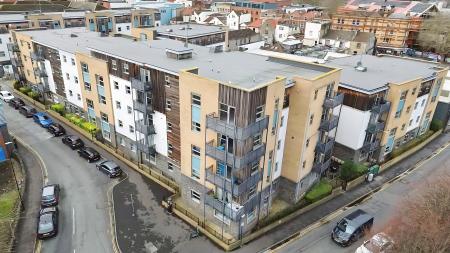 2 bedroom Flat for sale in Talavera Close, Old Market, Bristol, BS2