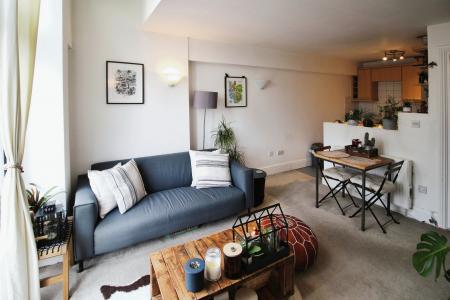 1 bedroom Flat to let in Ferry Street, City Centre, Bristol, BS1