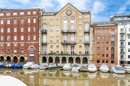 1 bedroom Flat to let in Ferry Street, City Centre, Bristol, BS1