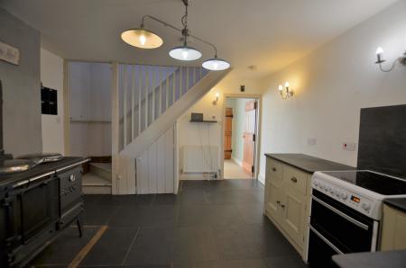 2 bedroom Semi-detached house to let in Park Street, Dunster, Dunster, TA24