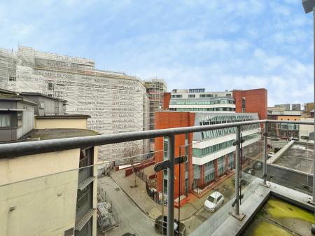 2 bedroom Flat for sale in Charles Street, City Centre, Bristol, BS1