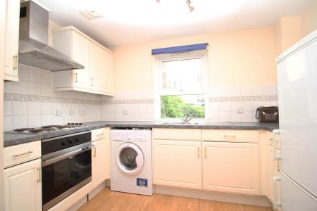 1 bedroom Flat share to let in Squires Court, Bedminster, Bristol, BS3