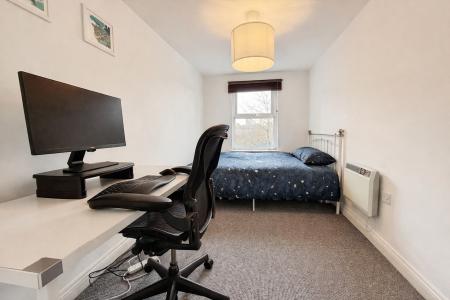 2 bedroom Flat for sale in York Road, Bedminster, Bristol, BS3