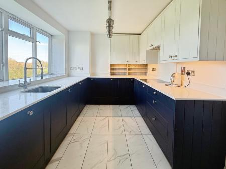 2 bedroom Flat for sale in Humberstan Walk, Bristol, BS11