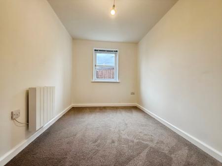 2 bedroom Flat for sale in Highridge Court, Highridge Green, Bristol, BS13