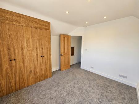 3 bedroom Cottage to let in 6 High Street, Banwell, BS29