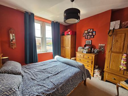 3 bedroom Semi-detached house to let in Cliff Street, Cheddar, BS27