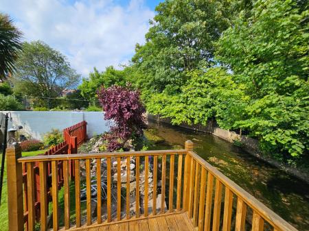 3 bedroom Semi-detached house to let in Cliff Street, Cheddar, BS27