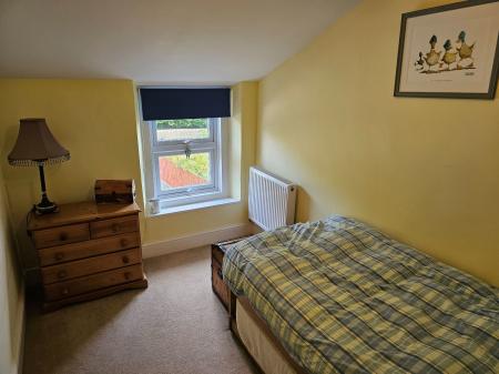 3 bedroom Semi-detached house to let in Cliff Street, Cheddar, BS27