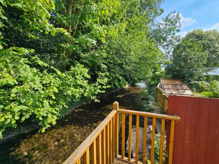 3 bedroom Semi-detached house to let in Cliff Street, Cheddar, BS27