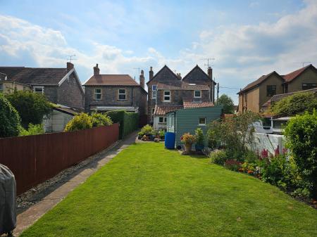 3 bedroom Semi-detached house to let in Cliff Street, Cheddar, BS27