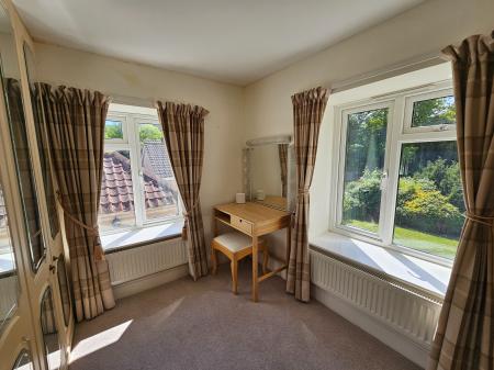 3 bedroom Detached house to let in Backwell Hill Road, Backwell, BS48