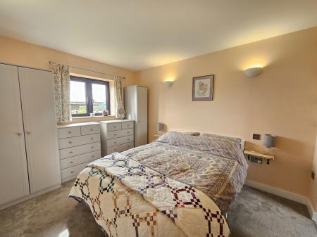 1 bedroom Barn Conversion to let in Cheddar Road, Cocklake, BS28