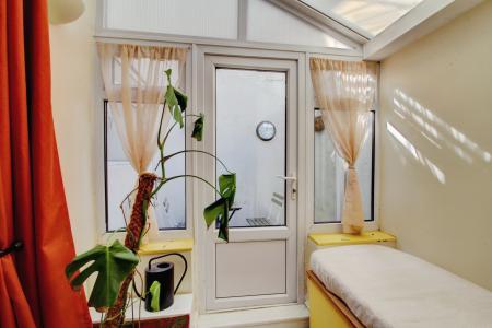 2 bedroom Flat to let in Victoria Walk, Cotham, Bristol, BS6