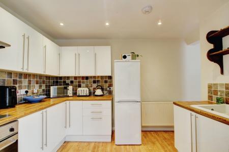 1 bedroom Flat to let in Ashton Gate Road, Southville, Bristol, BS3