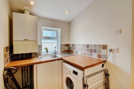 1 bedroom Flat to let in Ashton Gate Road, Southville, Bristol, BS3