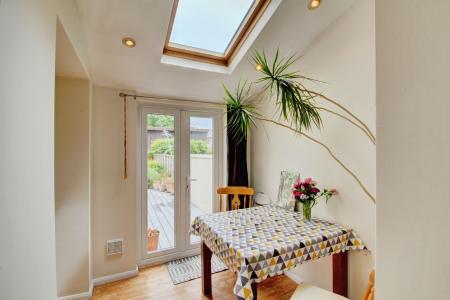 1 bedroom Flat to let in Ashton Gate Road, Southville, Bristol, BS3